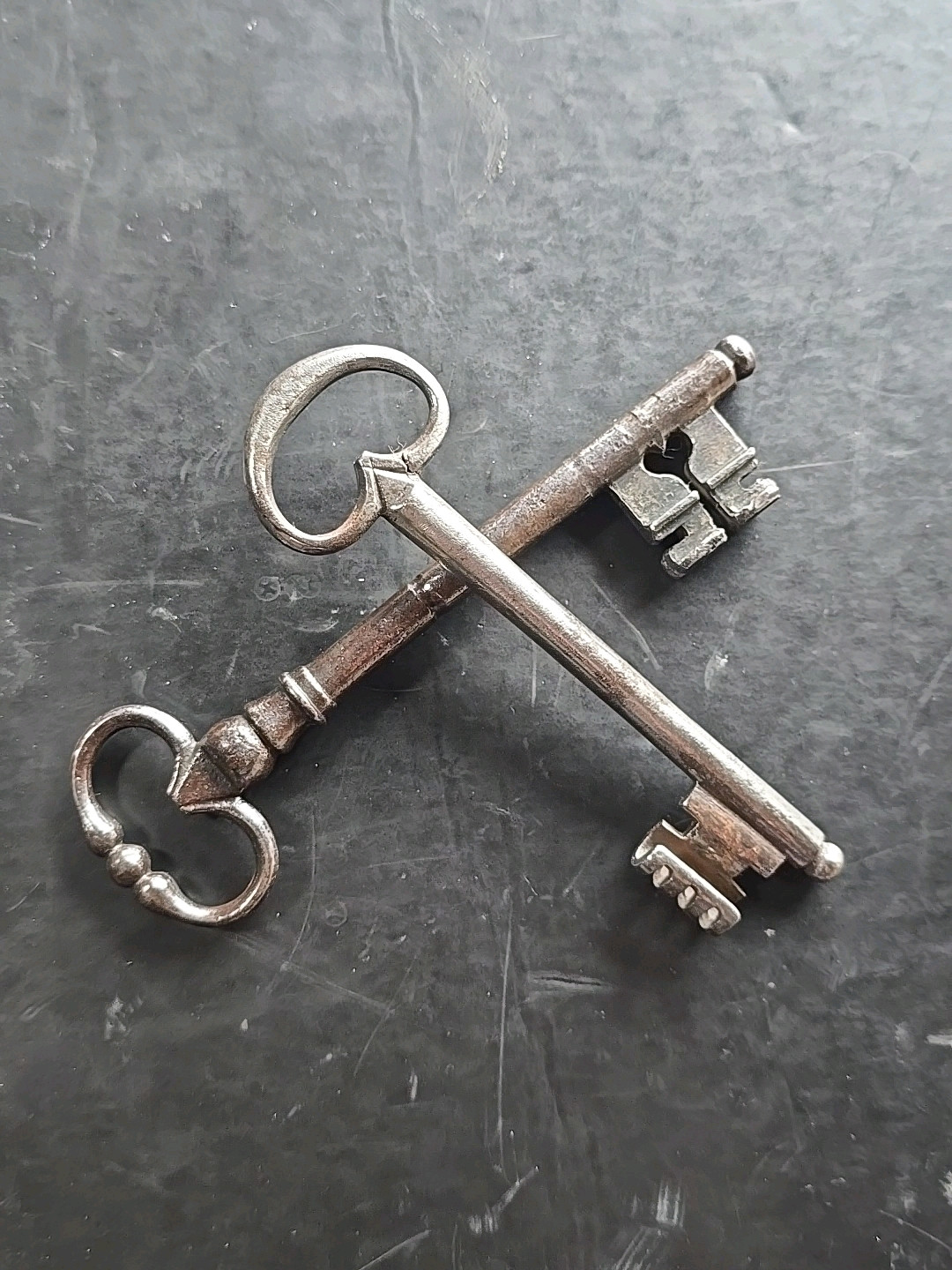 Beautiful Old French Key☆ Ancient Wrougt Iron Key from the 1700s ERA!  Burgundy