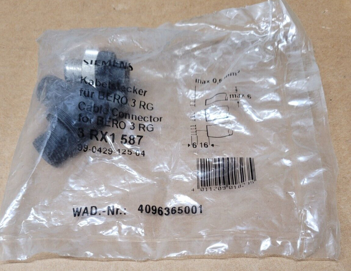 NEW Siemens 3RX1587 ANGULAR 90 CONNECTOR M12 WITH TERMINAL COMPARTMENT 4 POLE 4P