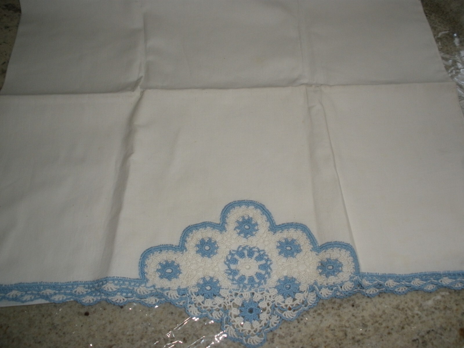 VTG Needlework Pillowcase White Blue Design 21" x 34"  (SU89)