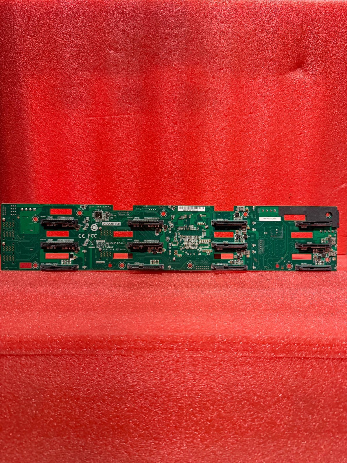 ADVANTECH HPC-8212 12 Drive SAS 12Gbps Backplane