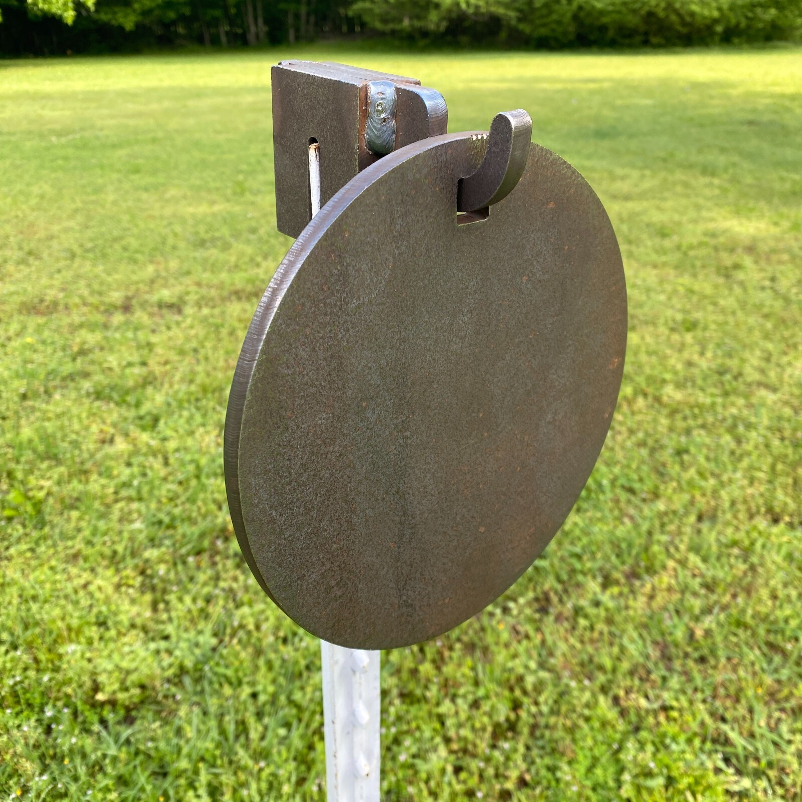 8" Round 3/8" AR500 Steel Shooting Target - NRA Metal Range Gong w/ T-Post Hook