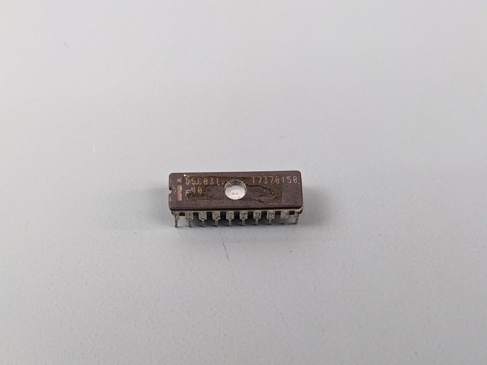 Intel DSC031-40 H-EPLD Programmable Logic IC