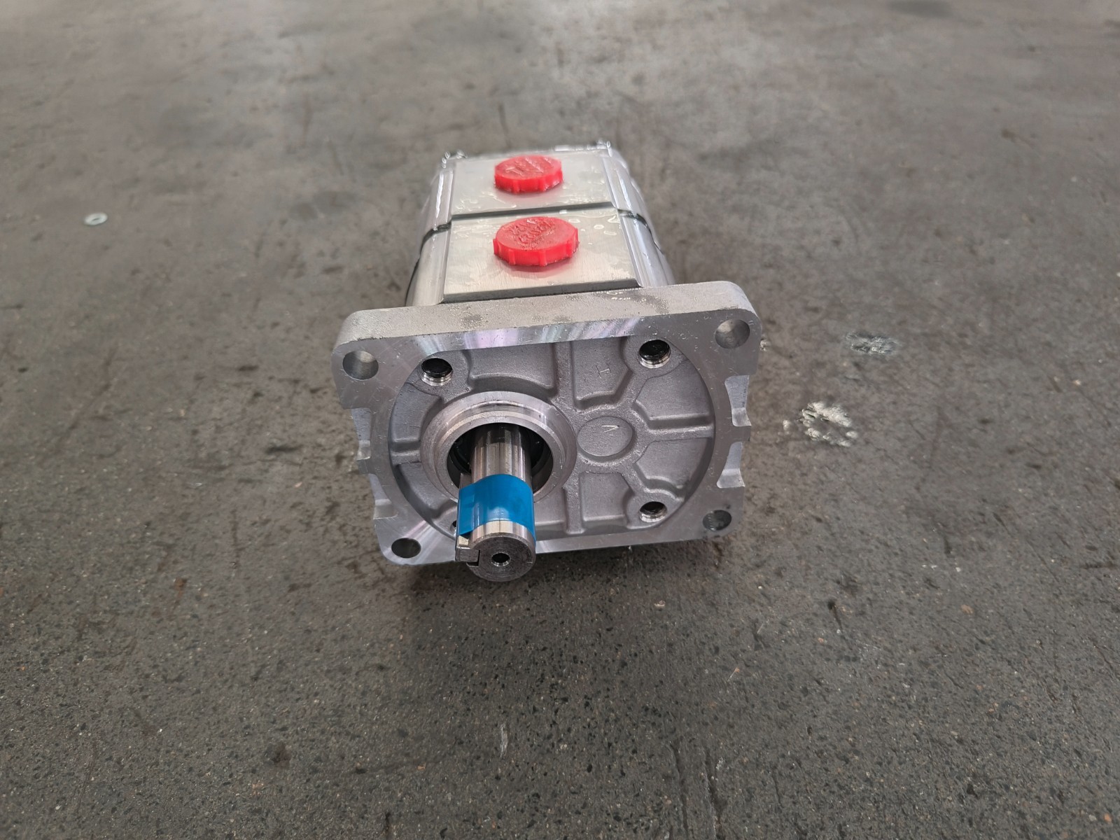 AGT YSRT14 Mini Skid Steer Loader Hydraulic Pump Brand New - Efficient