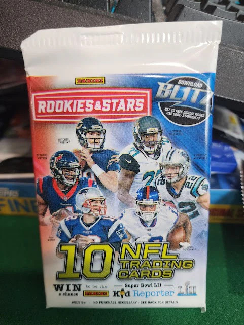 2017 Rookies & Stars Football Pack! Mahomes RC??