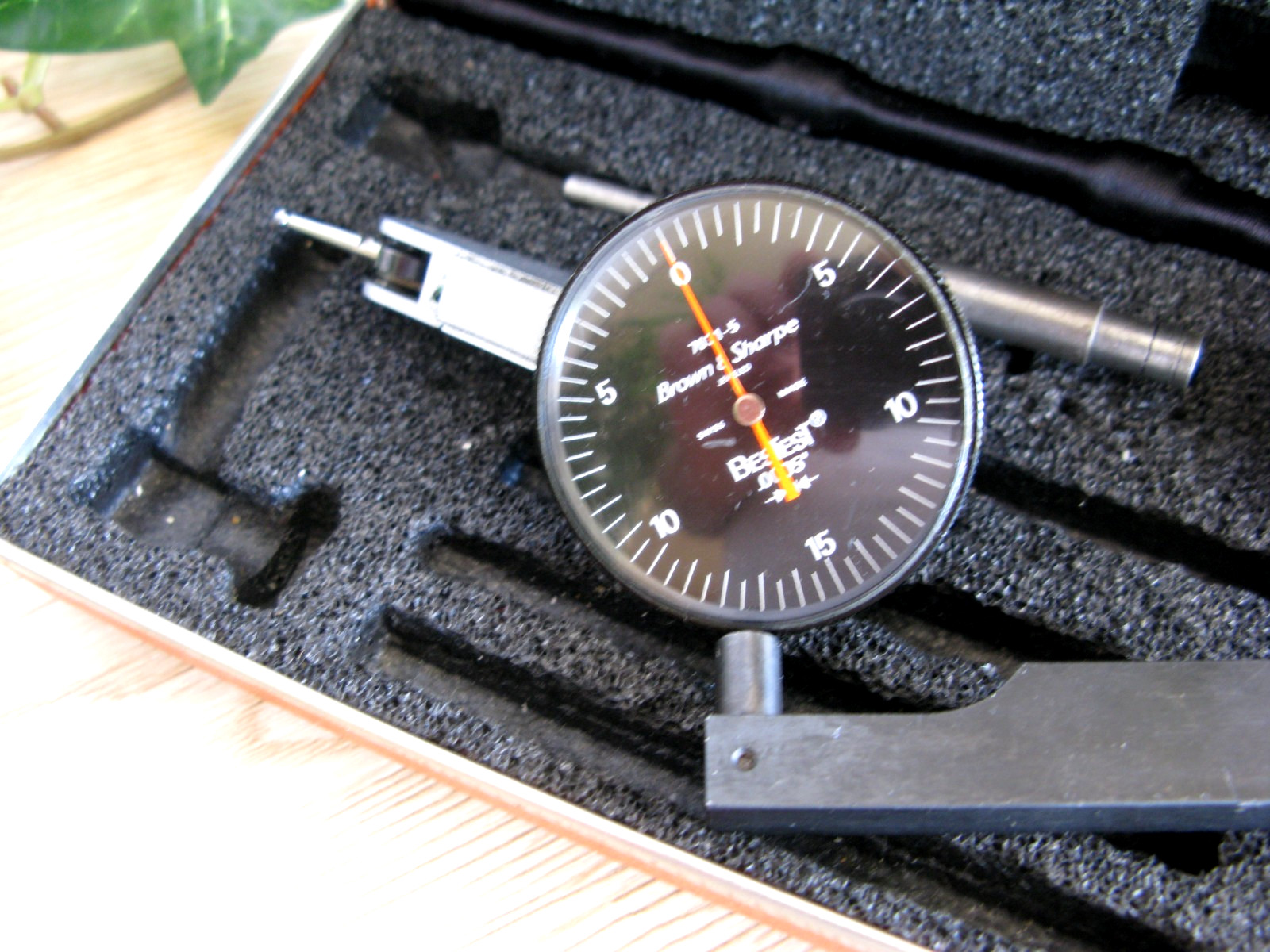 machinest tools brown & sharps .0005" test indicator
