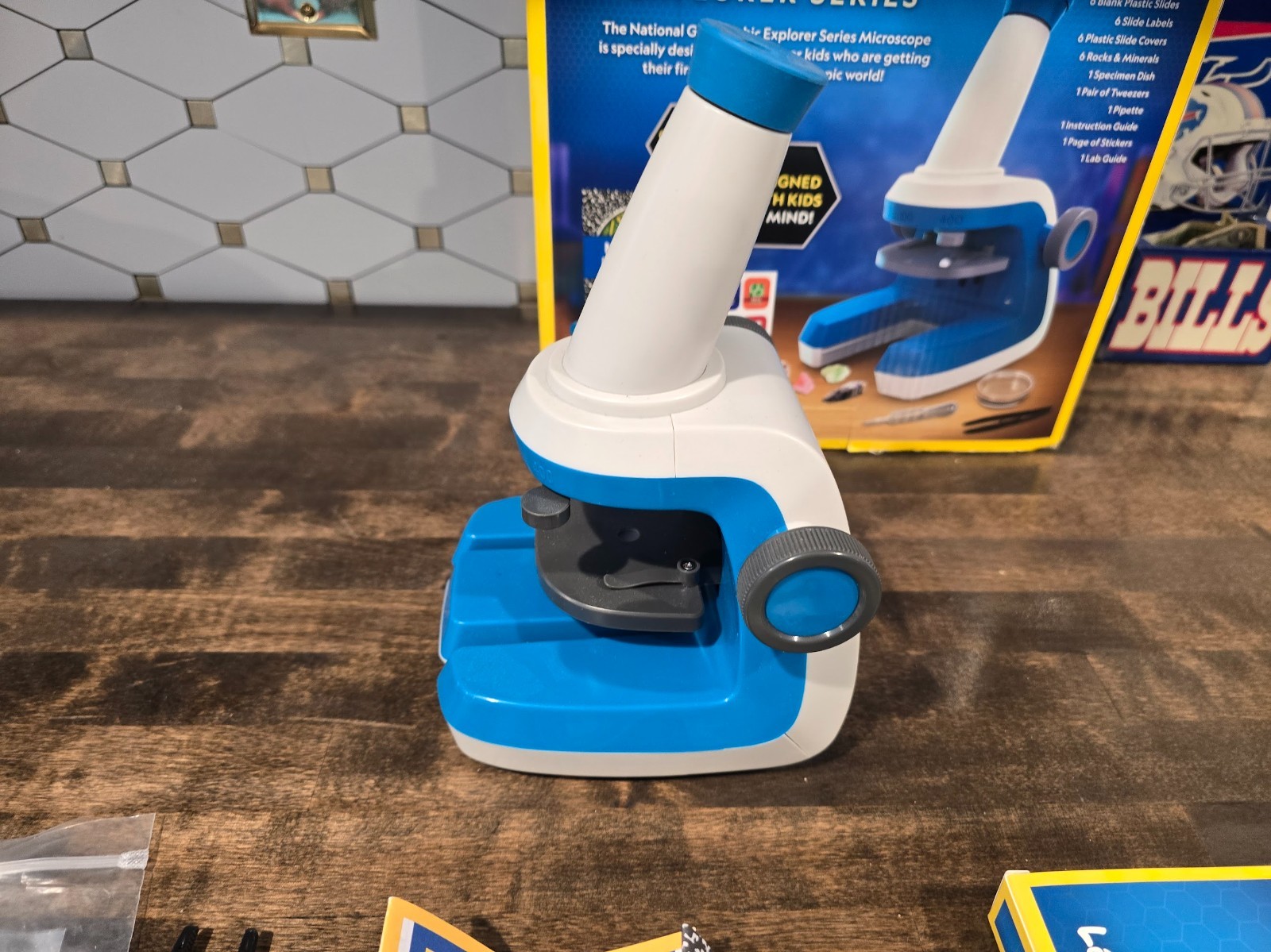 National Geographic Microscope Kids Explorer Series Kit