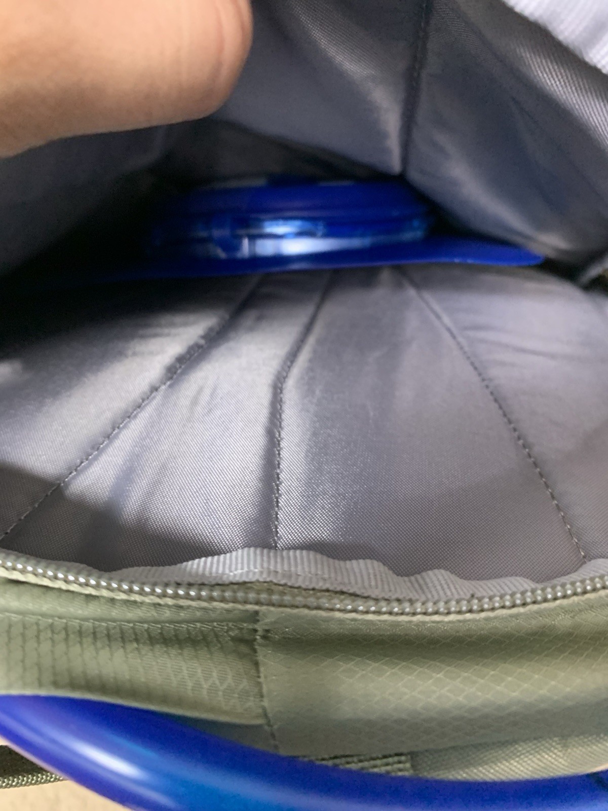 CamelBak Rim Runner 22 Hydration Backpack 2.5L / 85oz