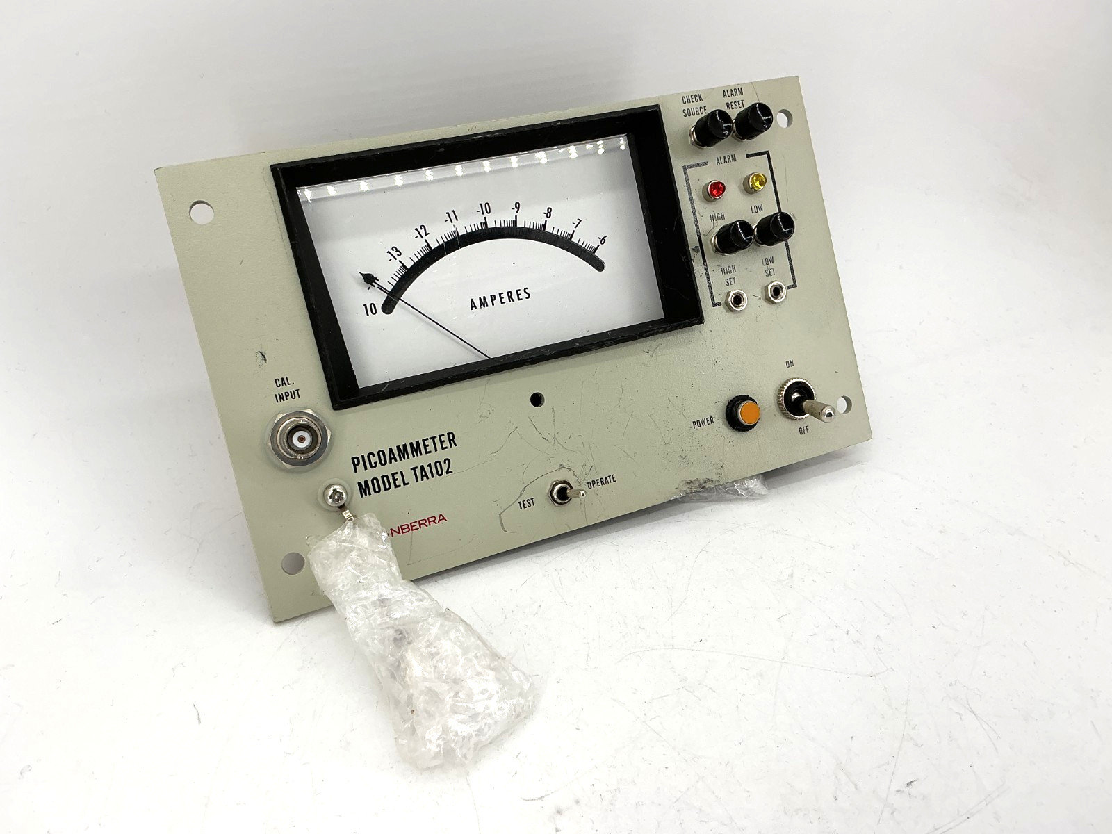 New Canberra TA102 Picoammeter Range: 0-1 MADC Scale: -14 to -6 Amperes - No Box
