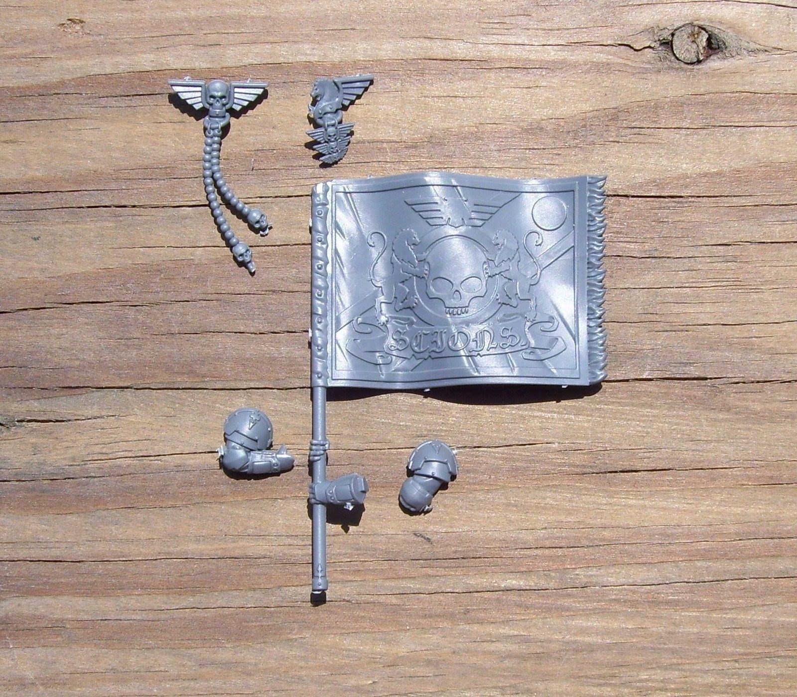40K Astra Militarum Tempestus Scions Standard Banner Bits
