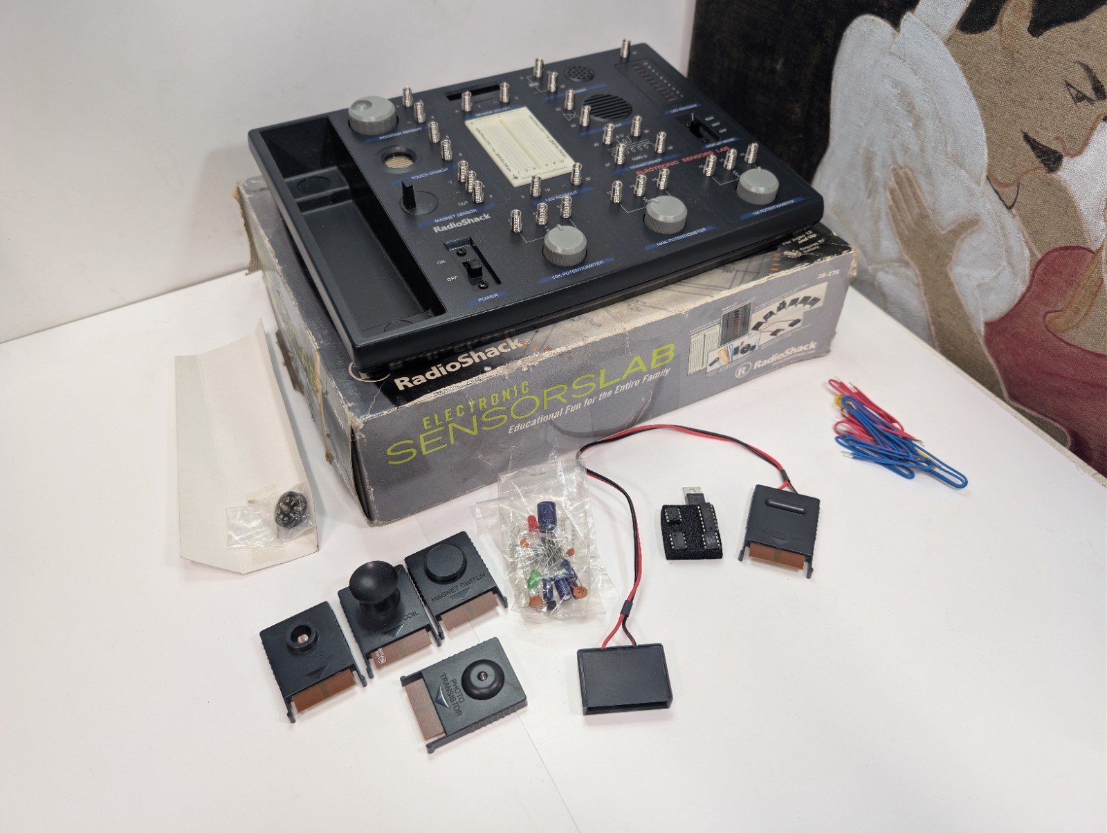 Radio Shack Electronic Sensors Lab Kit 28-278 Educational STEM Toy Set