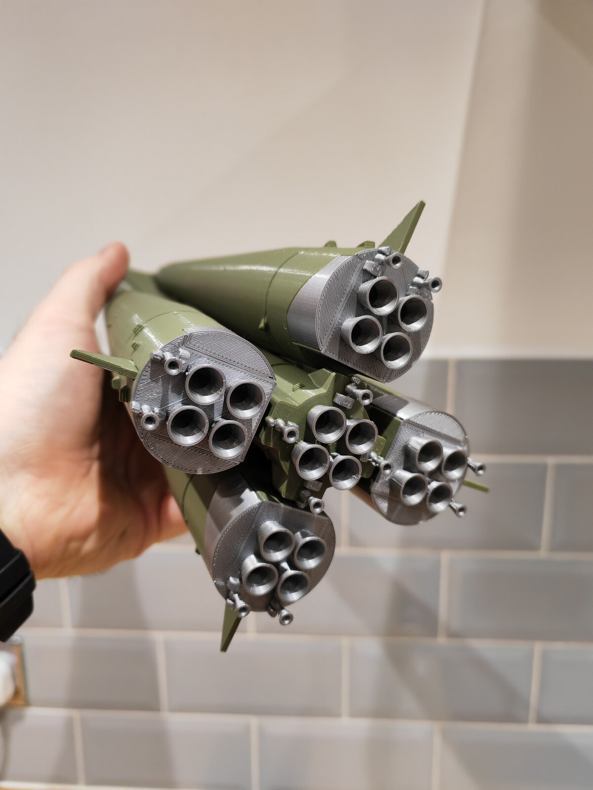 Soviet Missile R7 ICBM Ship Rocket Model 1:72 scale 465mm 18inch