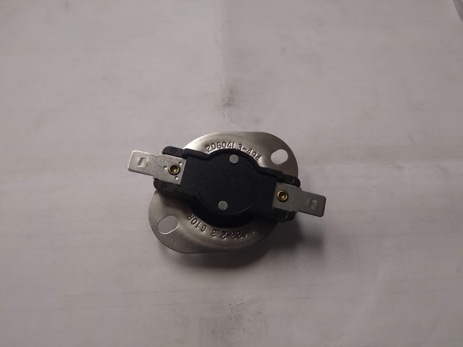 KLIXON 20604L3-494 SNAP DISC LIMIT SWITH SPST OPEN 135 DEG F CLOSES 110 DEG F