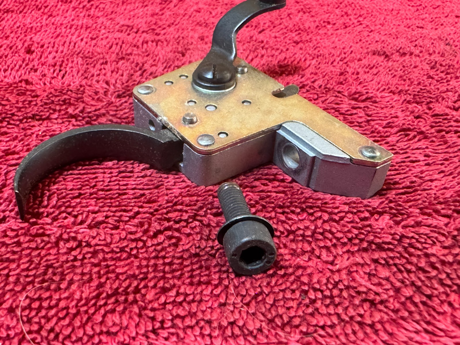 CVA Buckhorn Magnum Trigger Assembly & Screw Muzzle Loader- .50 cal- 32514