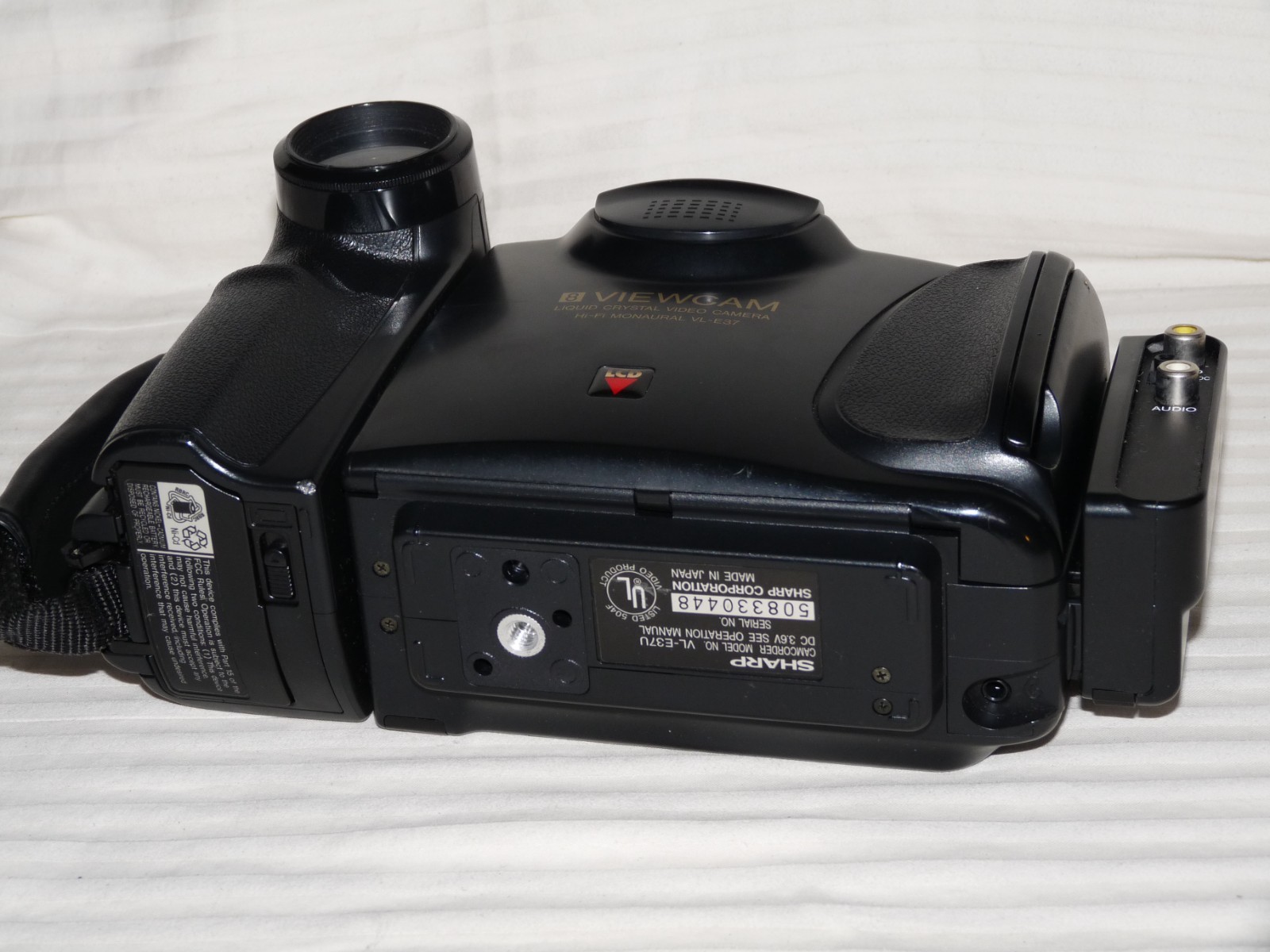 READ DESCRIPTION Sharp VL-E37 VL-E37U 8mm Video8 Camcorder Video Transfer