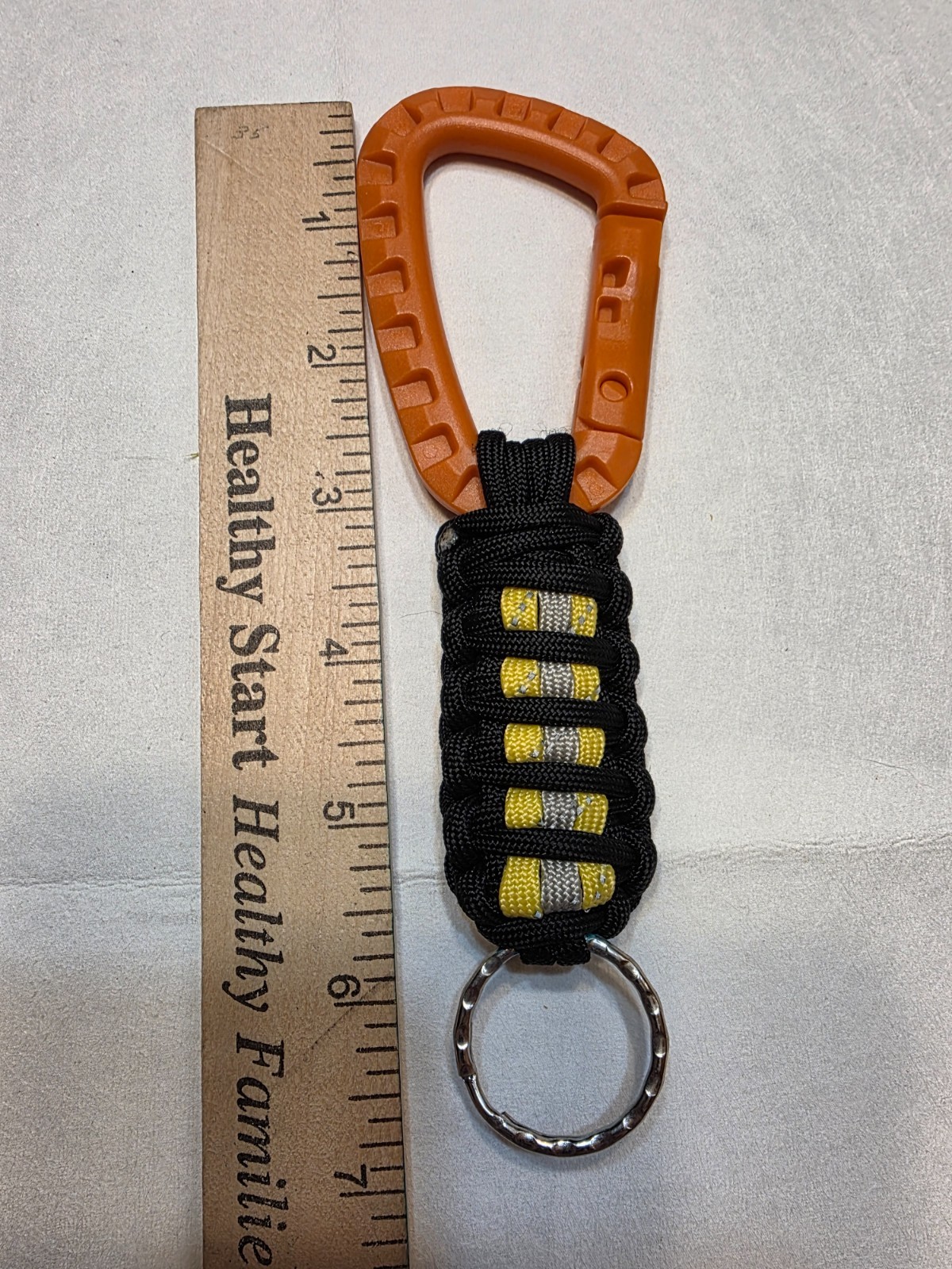 Paracord Keychain Black with yellow/silver/yellow