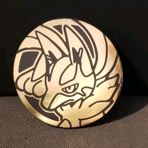POKEMON GOLD MEGA LUCARIO HOLO JUMBO COIN MEGA EVOLUTUON