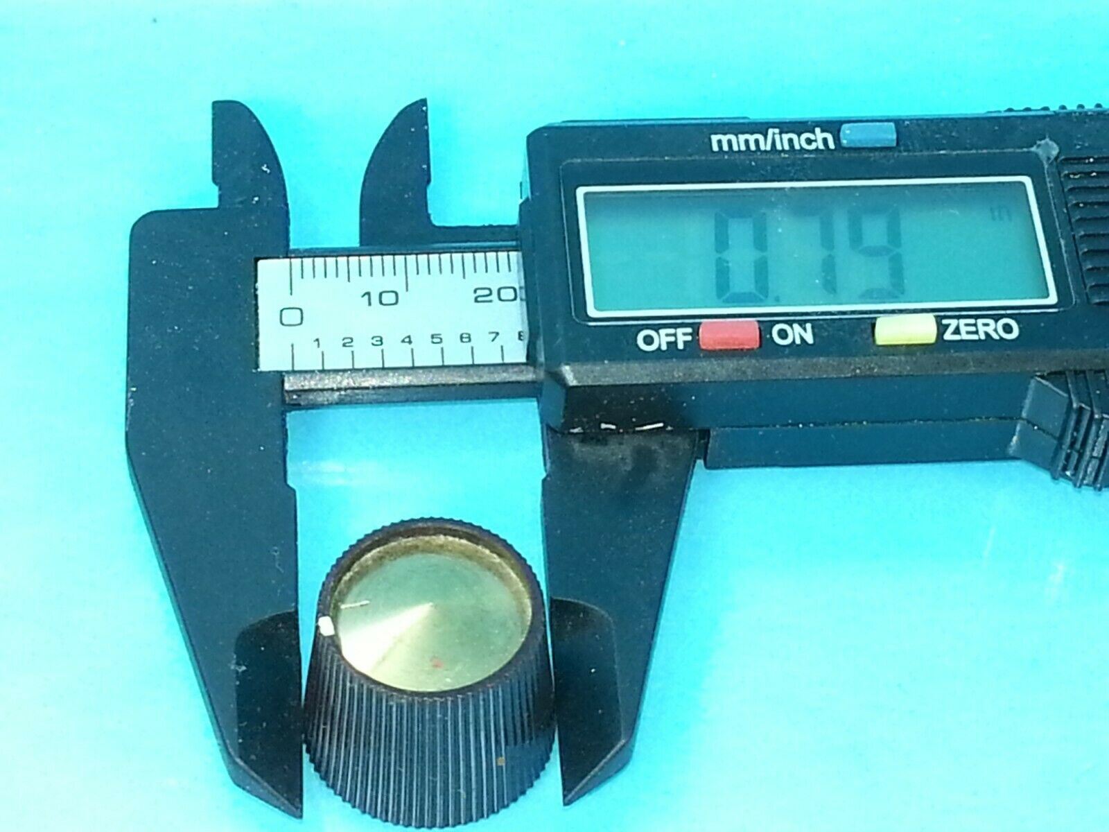 VINTAGE HEATHKIT OSCILLOSCOPE KNOB