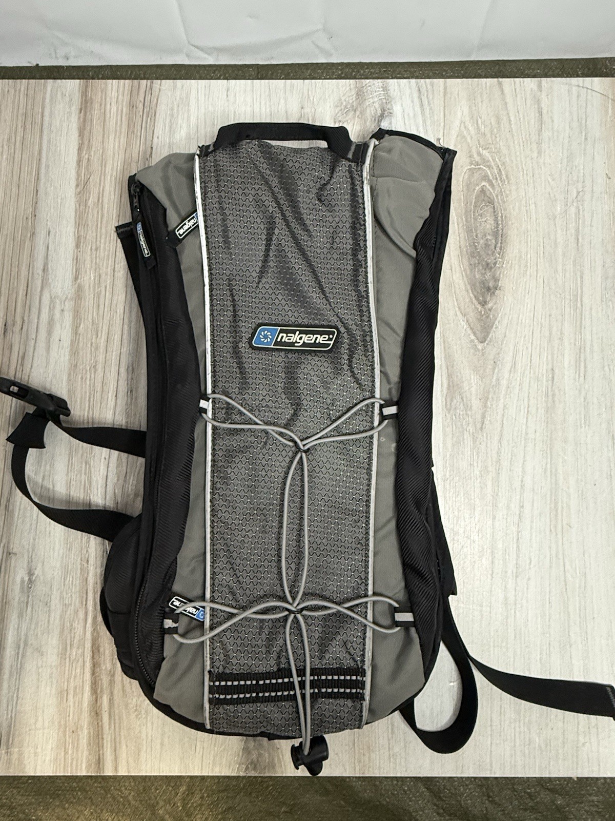 Nalgene Water Hydration Hiking Backpack Pack Black/Gray w/o bladder