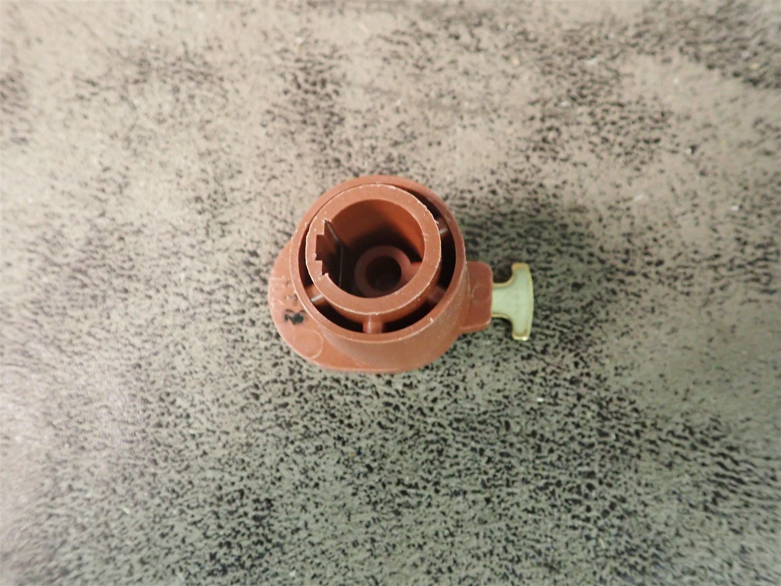 NEW WVE 4R1107 Ignition Distributor Rotor (BN480)