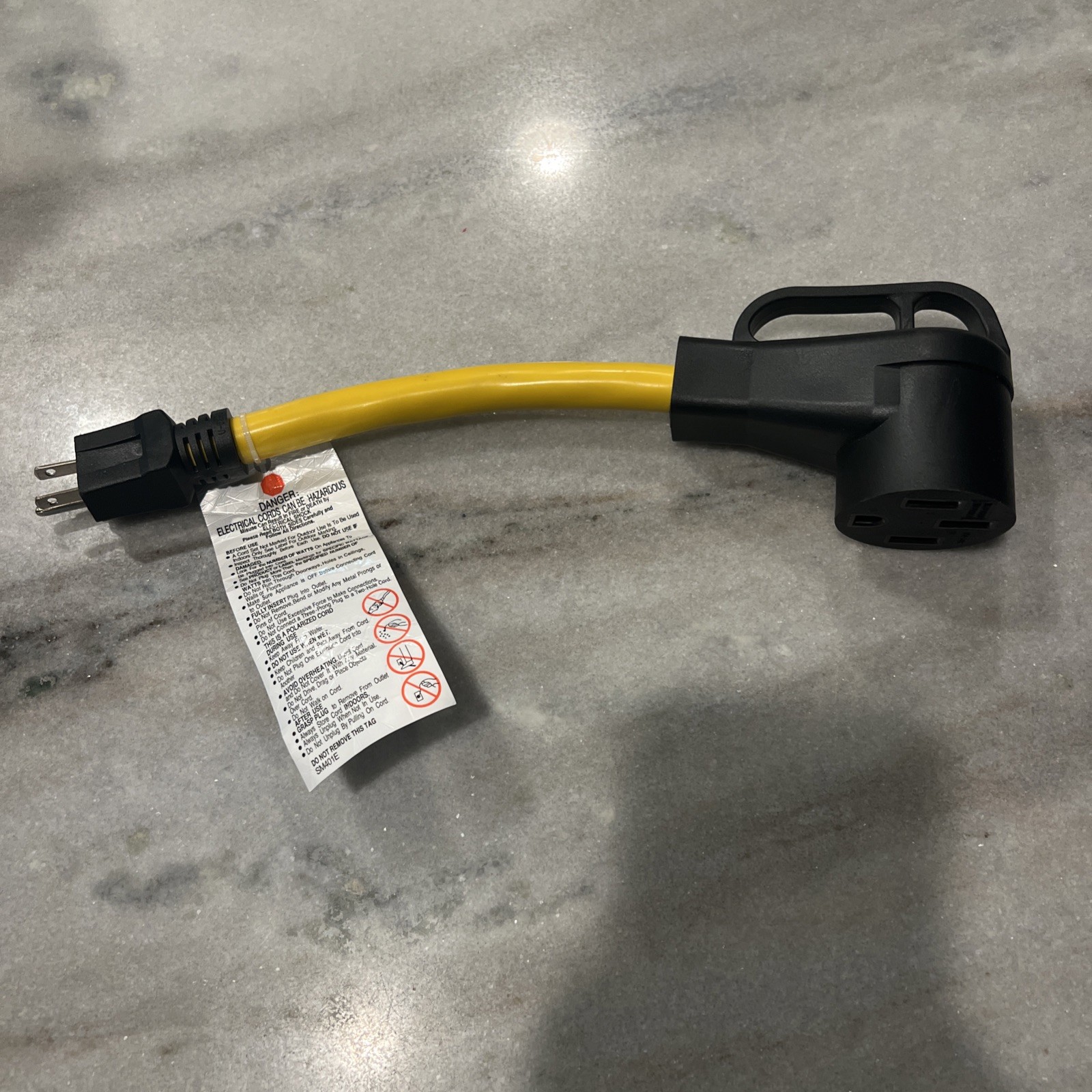 Xuanhua XNTT30P-A Male to XN1450R-A Female RV Power Cord Adapter Black Yellow