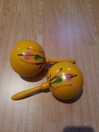Vintage Hand Painted Mexican Maracas Gourd Shaker Music Mexico 8” Yellow Flowers
