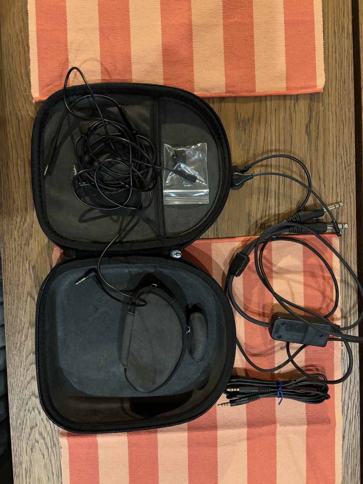 UFlyMike Bose QC25