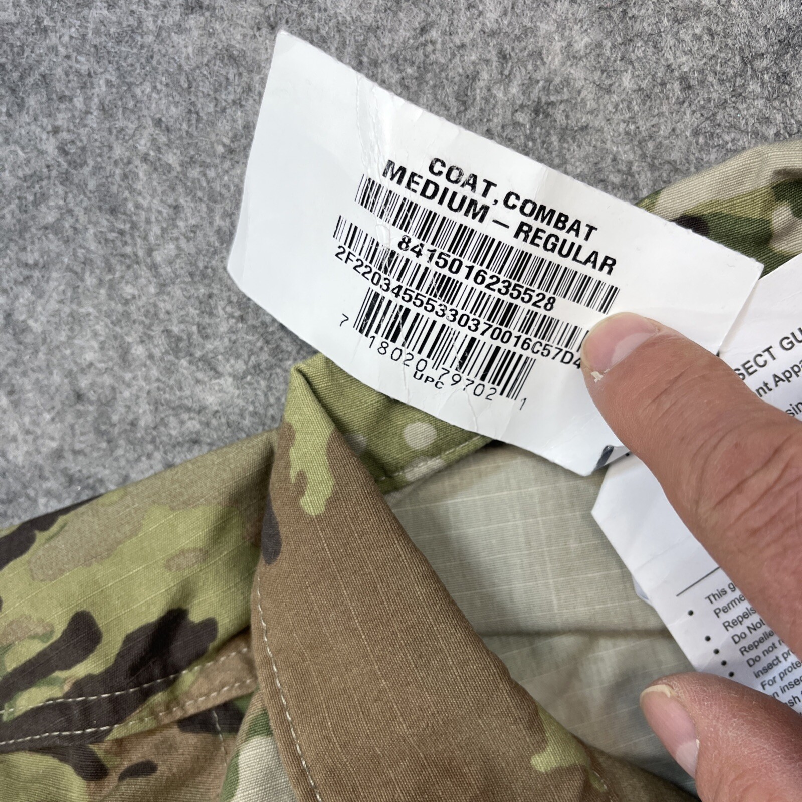 Army Combat Uniform Coat Medium Regular Unisex Insect Shield New