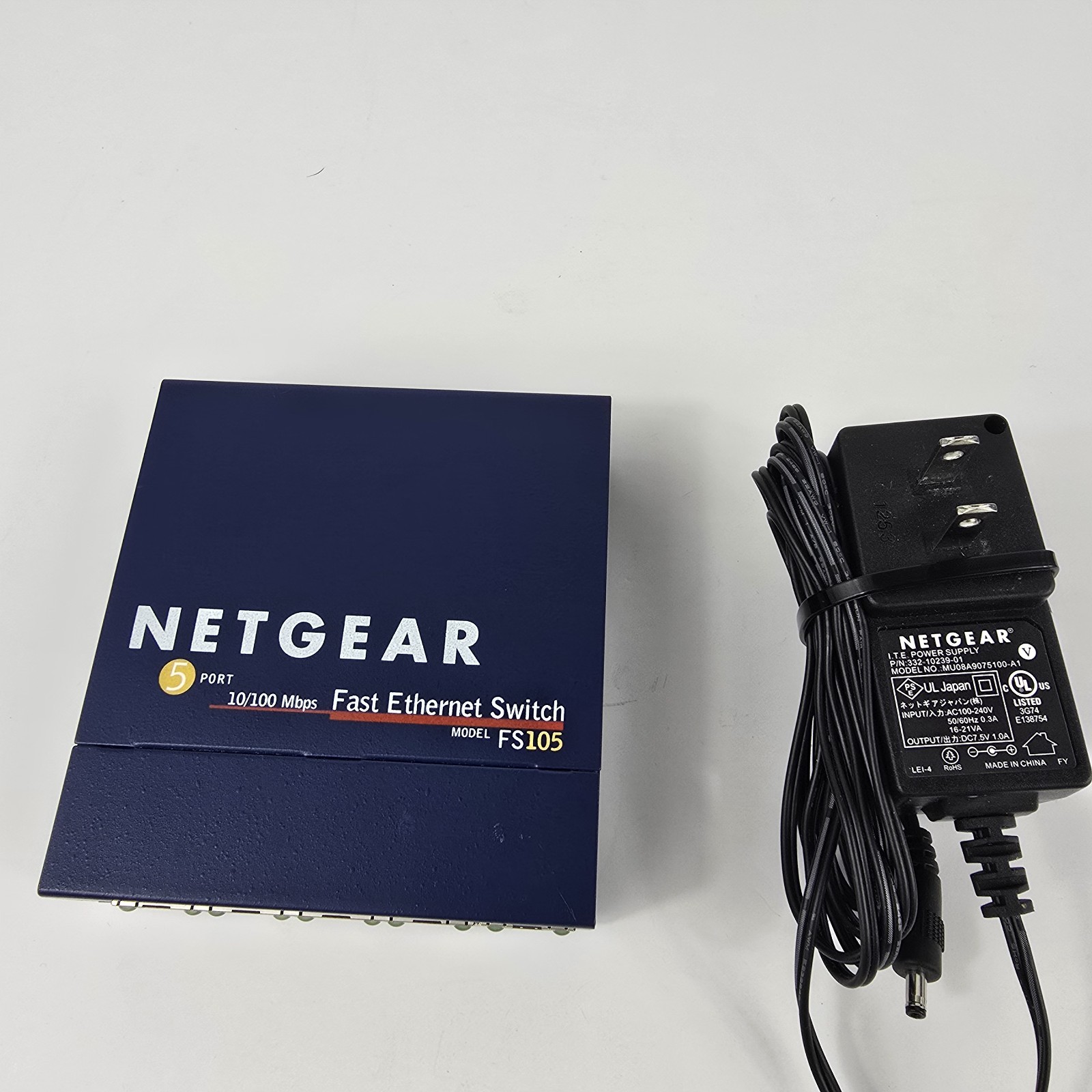 Netgear ProSafe 5 Port 10/100 Mbps Fast Ethernet Desktop Switch Model FS105