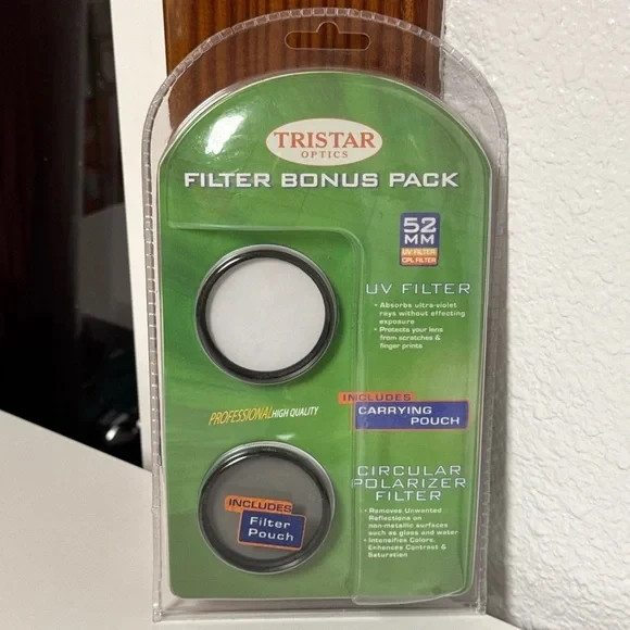 Two Tristar Optics Filter Bonus Pack 52mm (UV Filter, Polarizer Filter, Pouch)