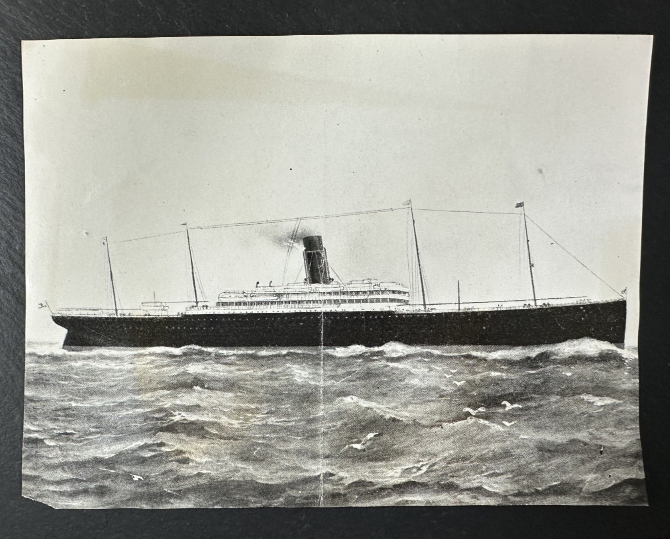 1928 PRESS RELEASE: SS MINNEWASKA RESCUES BRITISH AIRMEN FROM "THE WHALE" FP489