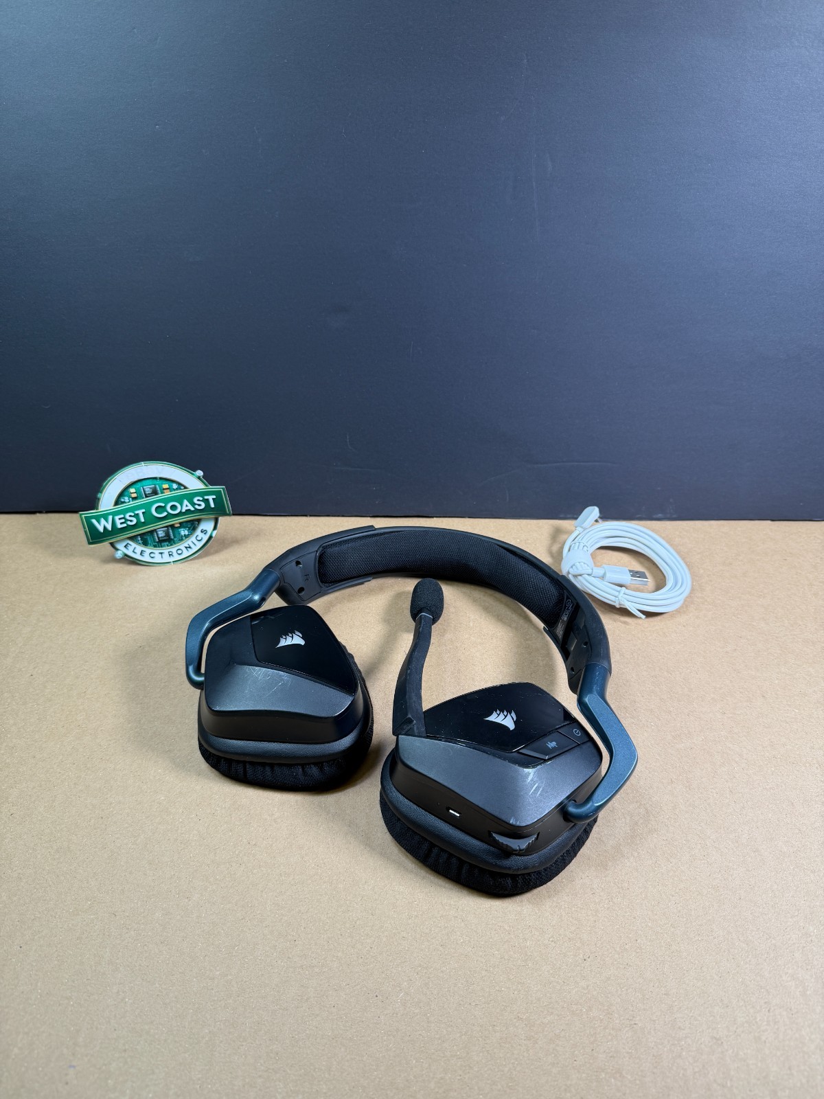Corsair RDA0011 Void RGB Elite WirelessGaming Headset No Dongle Ships Fast!