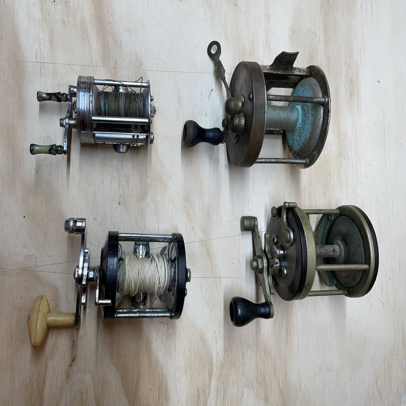 Vintage Fishing Reel Lot of 4 Ocean City South Bend Four Bros Sumco USA