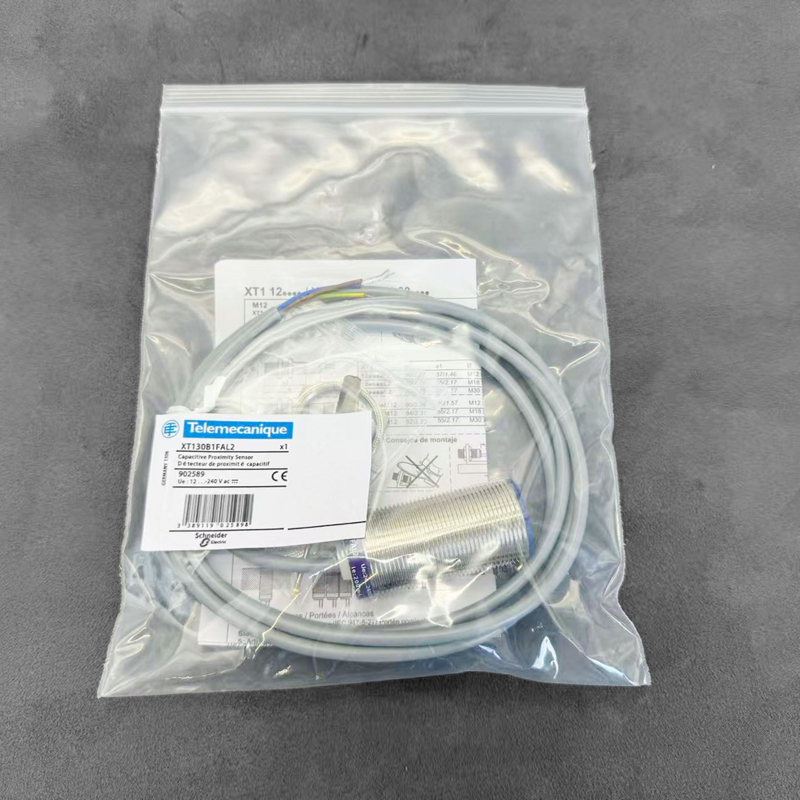 Brand New XT130B1FAL2 Proximity Switch Sensor for Schneider