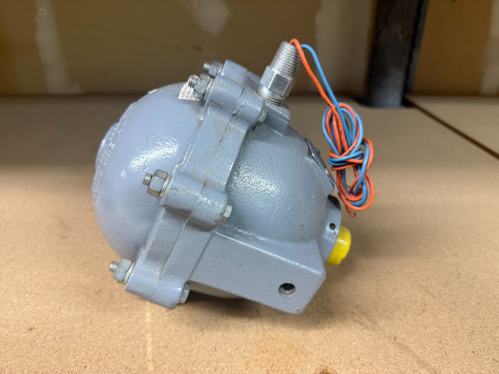 Edwards 5524-AH 120 VAC 28 Amp Explosion Proof Driver