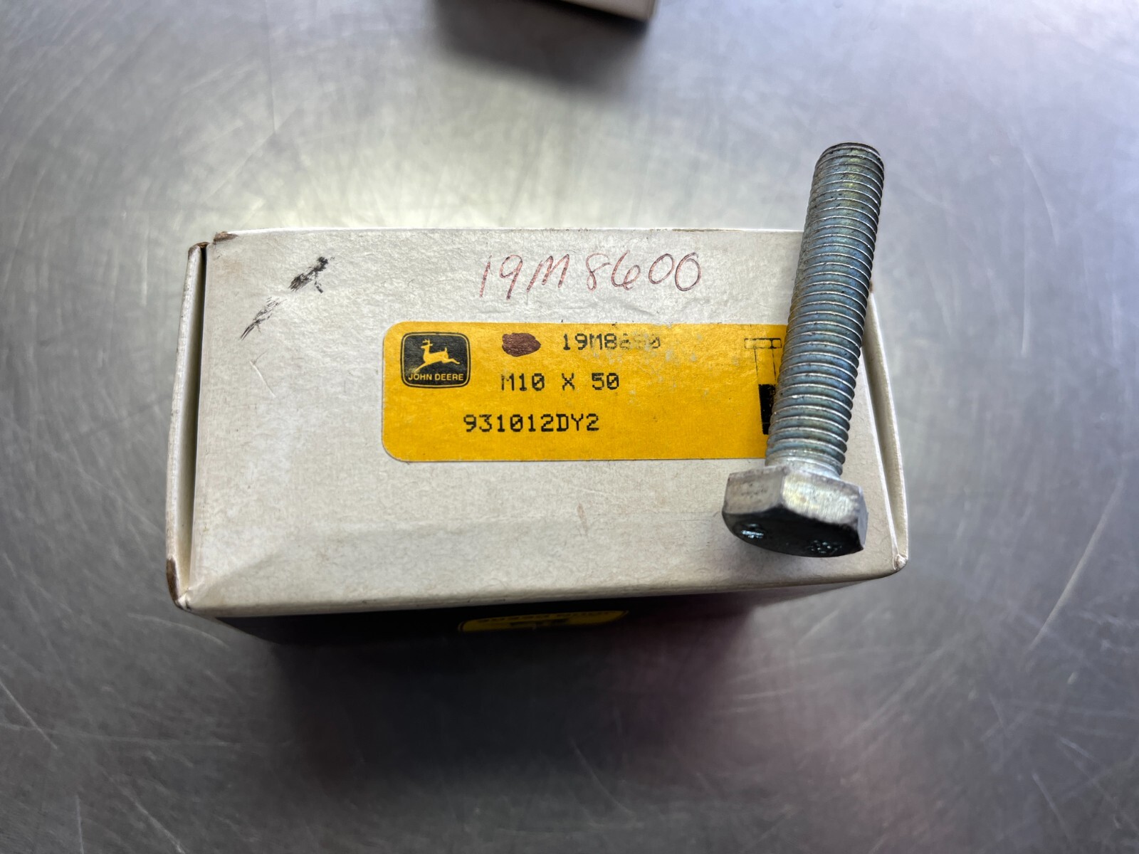 19M8600 Genuine OEM John Deere BOLT