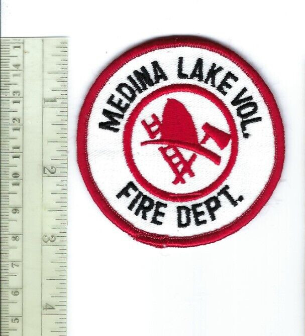 *VINTAGE* Medina Lake (Bandera Co.) Texas TX Volunteer Fire Dept. patch - NEW!