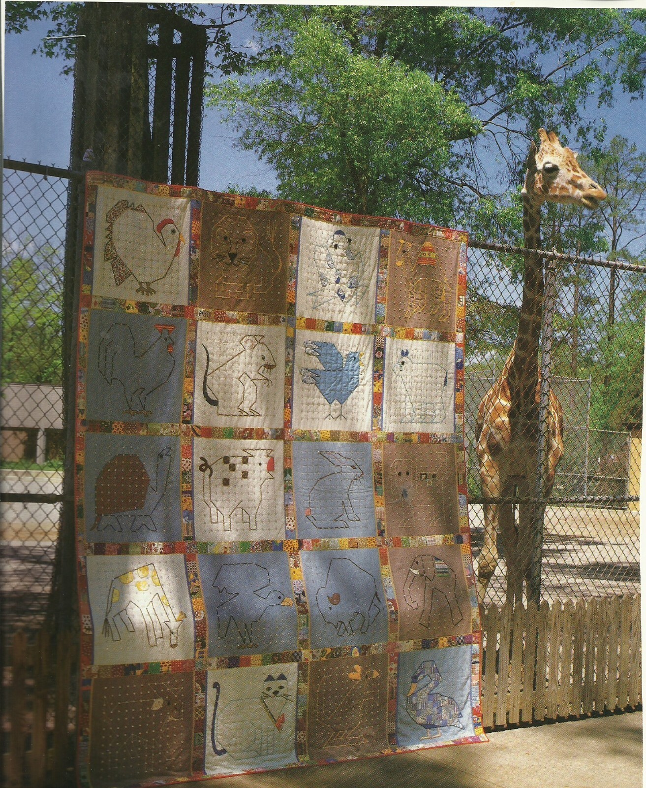 E0365  DRAW ME CHILDREN'S  QUILT PATTERN/INSTRUCTIONS