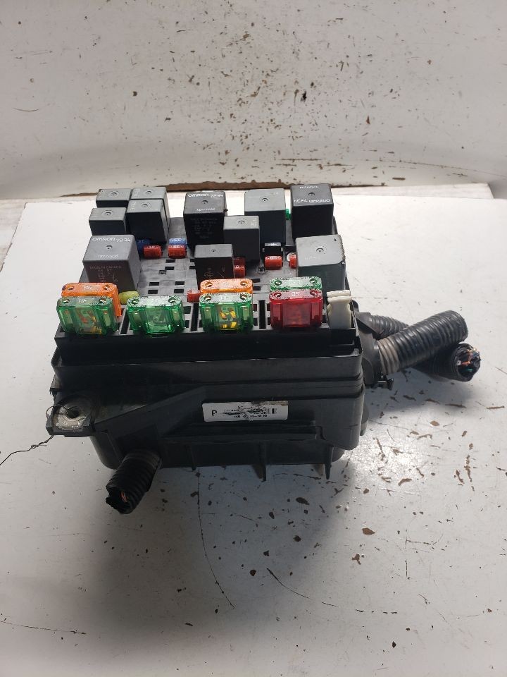 Used Fuse Box Engine fits: 2003 Chevrolet Malibu VIN N 4th digit Classic Grade A