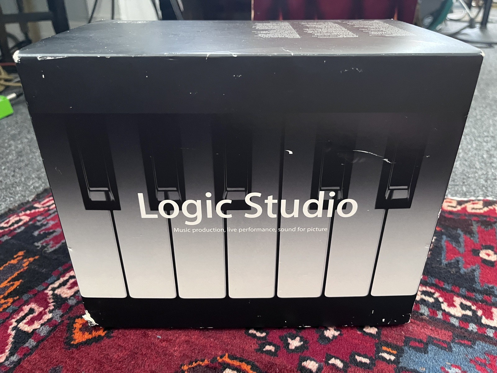 Apple Logic Studio Pro 8 Box Set, All Discs, Booklets, Manuals, Barcode, etc.