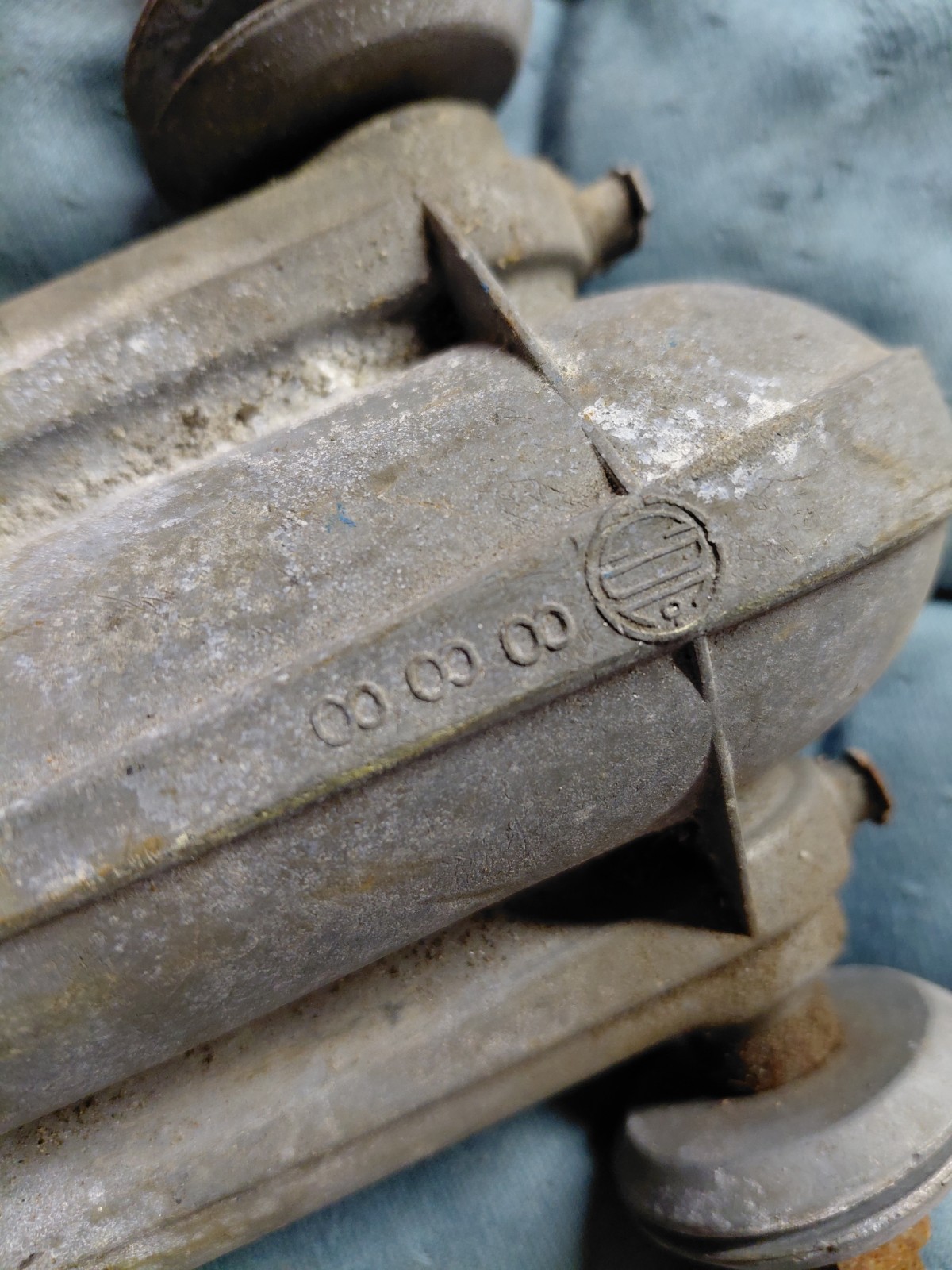 Vintage CDC Comp Model 888 Bench Grinder Polisher Head Stand