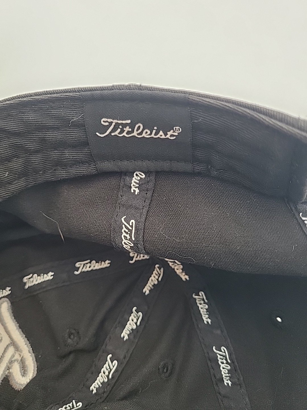 Titleist Golf Hat Annbriar Golf Course Strapback Black Embroidered Logos OS