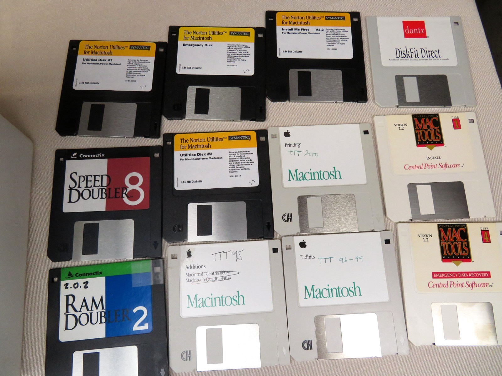 Lot Macintosh 3.5 Floppy Disk Apple Microsoft FoxPro Doubler Mactools Untested
