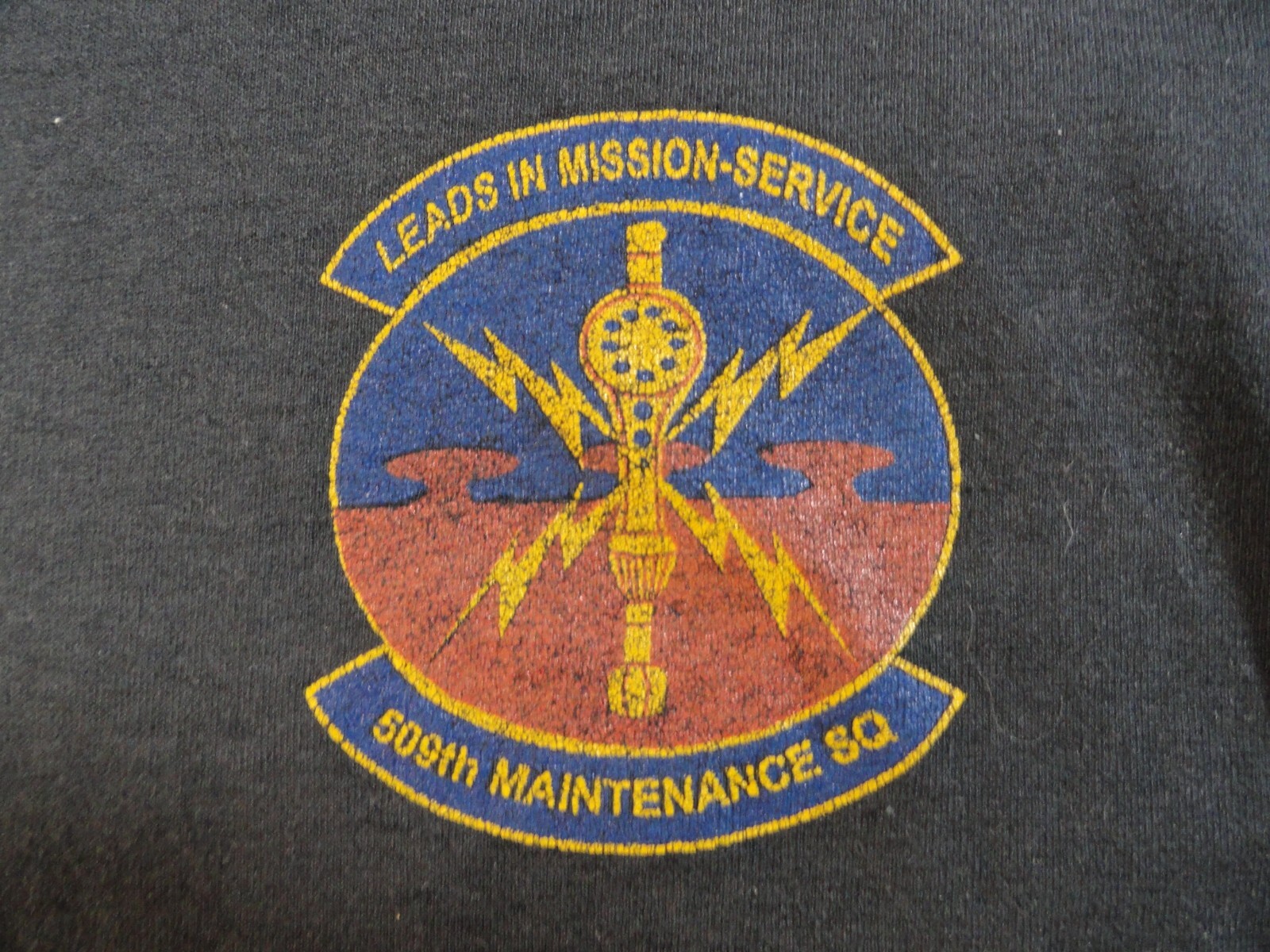 DISCONTINUED 509TH MAINTENANCE SQUADRON BLACK SHIRT LARGE