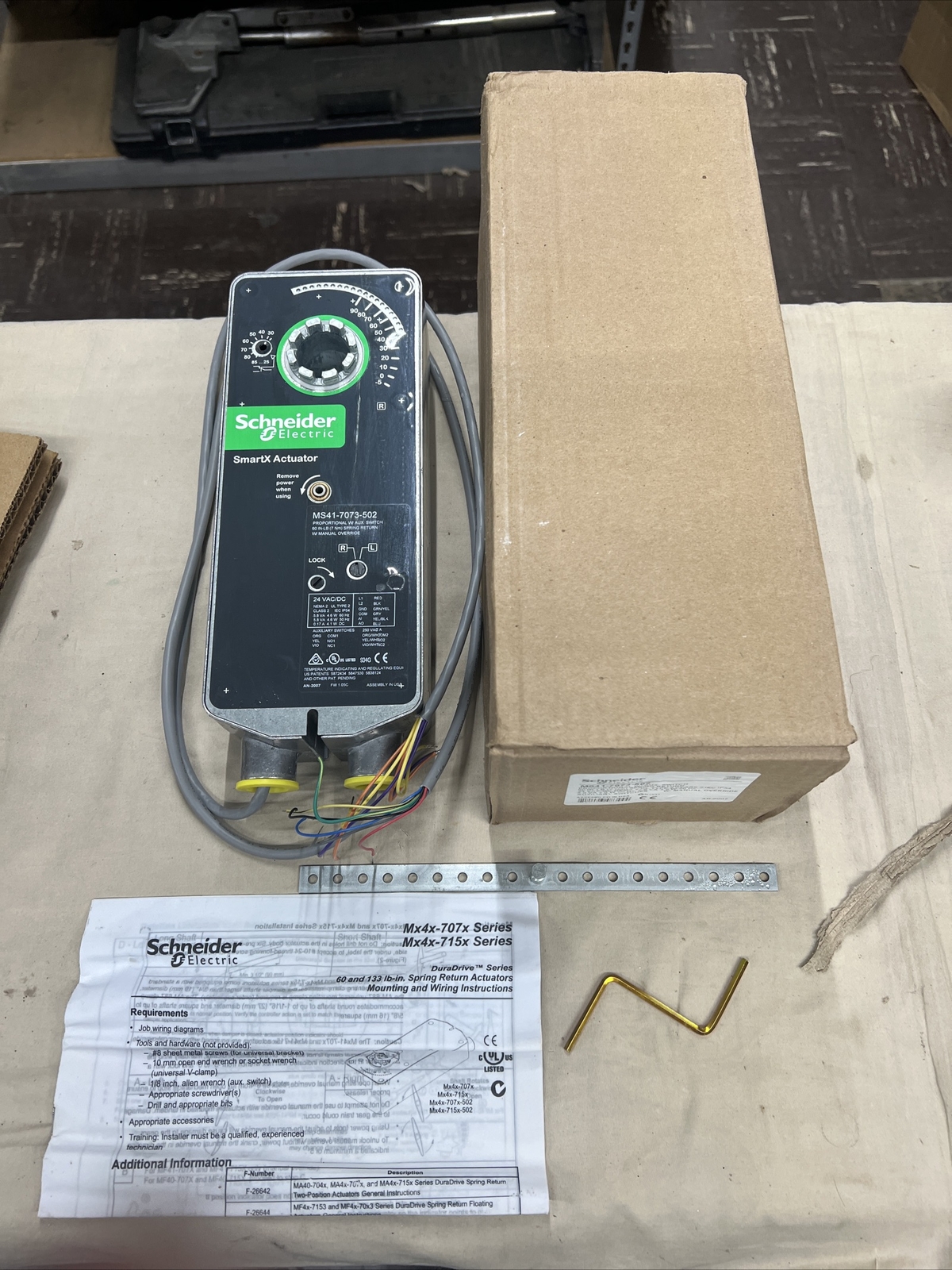MS41-7073-502 Schneider Electric Proportional Damper Actuators, 133 IN-lb W/Aux