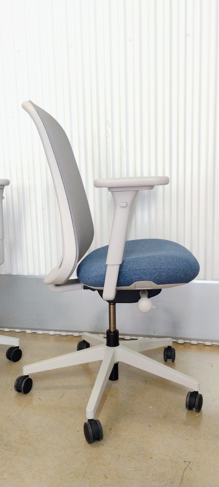 Herman Miller Lino Office Desk Chair - Large Quantity Available