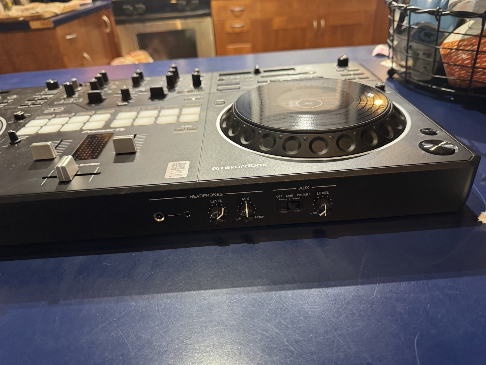 Pioneer DDJ-REV5 Scratch 2 Ch Controller For Serato/With Headliner Case