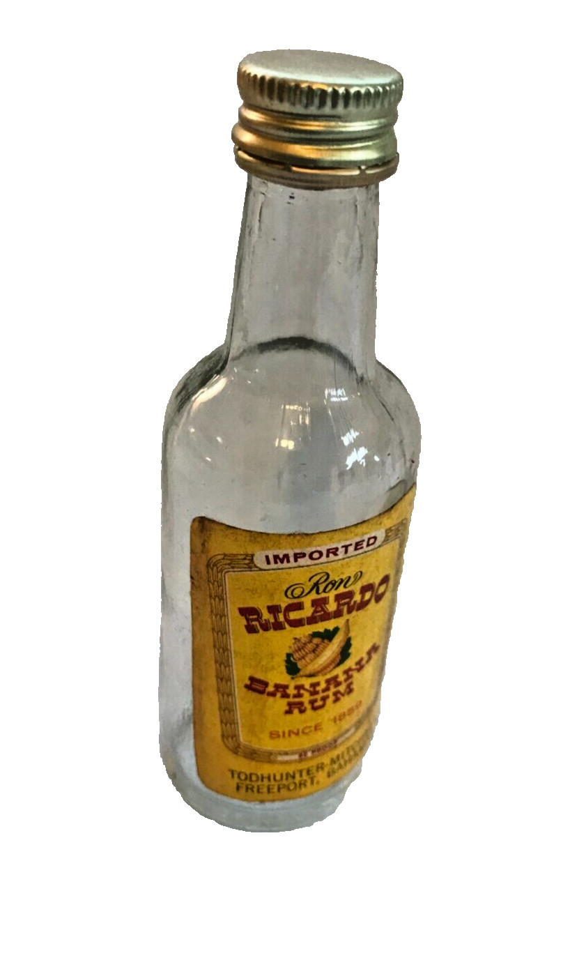 RICARDO BANANA RUM MINI BOTTLE EMPTY to COMPLY WITH EBAY RULES & USPS SHIPPING
