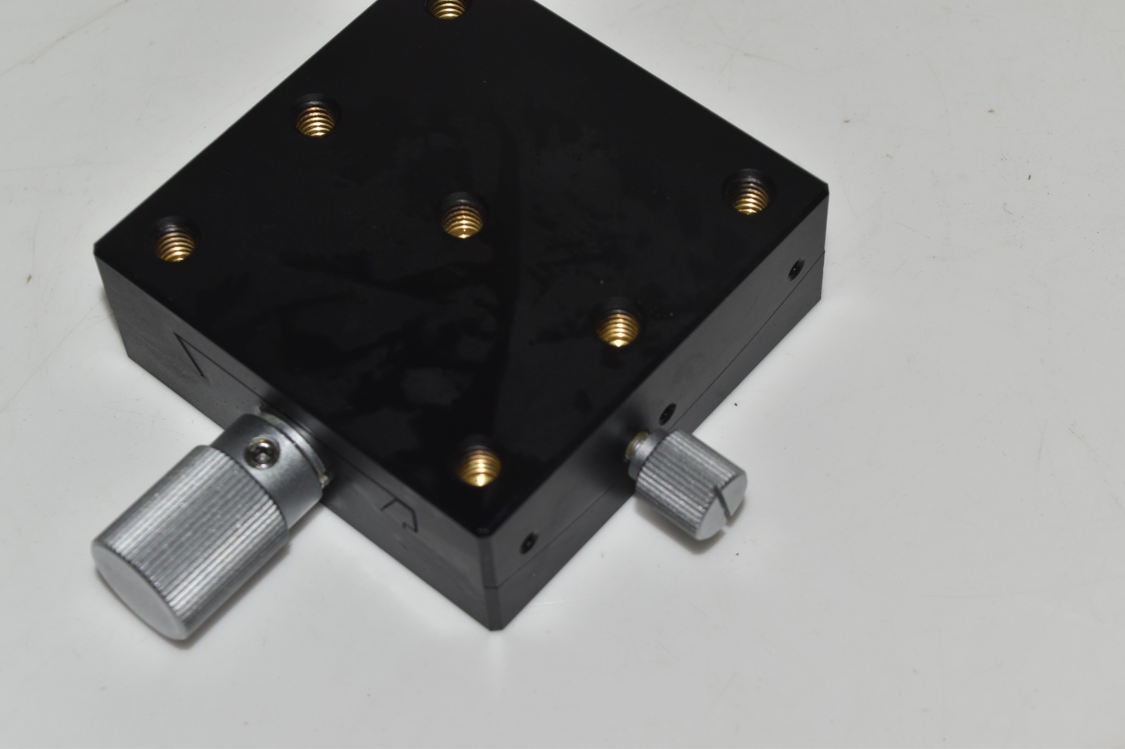 *JM* OPTOSIGMA 123-2845 OPTICAL STAGE (FMB48)