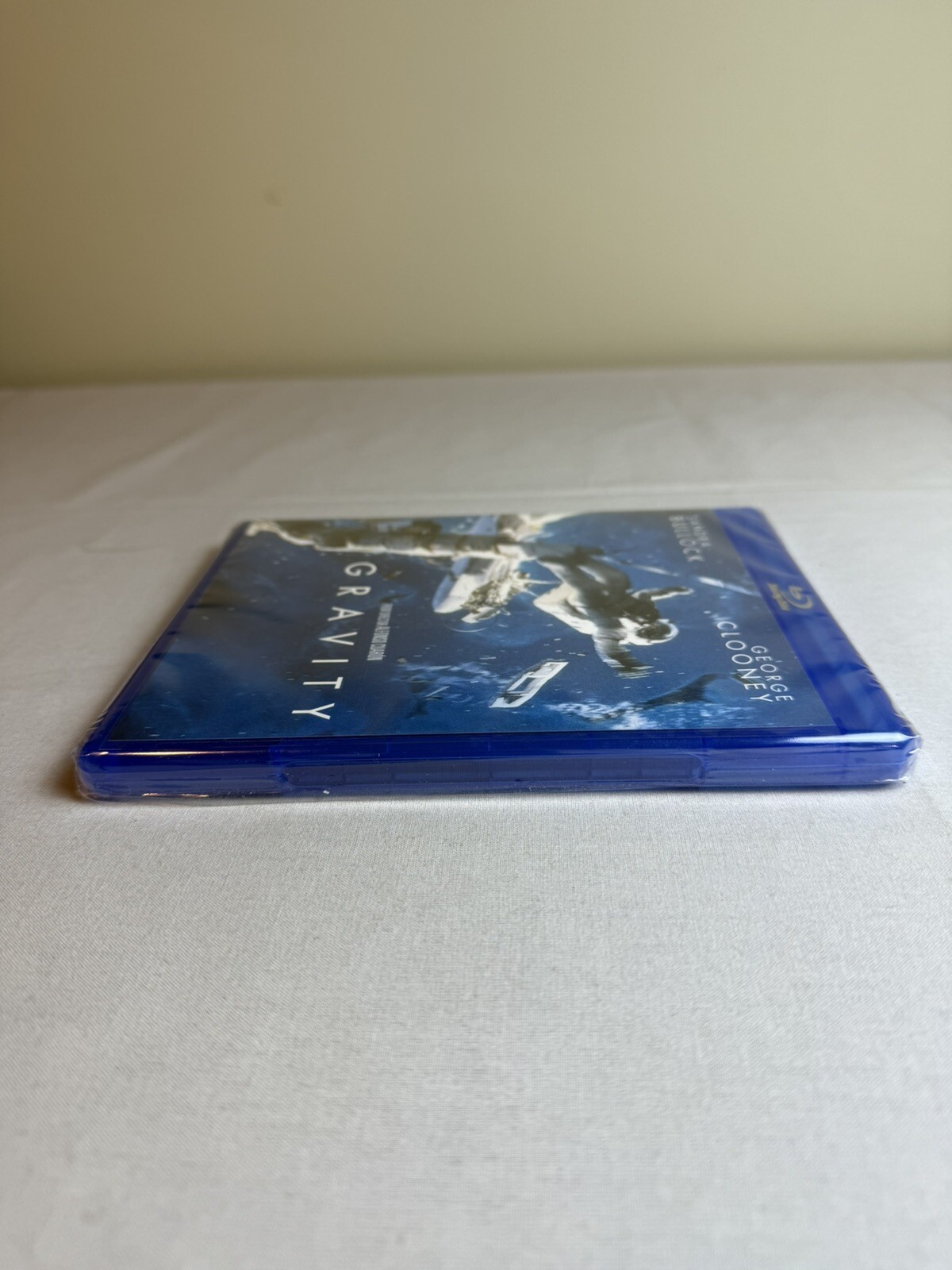 Sealed- GRAVITY Blu-ray Disc 2015 Dolby Atmos Edition!!