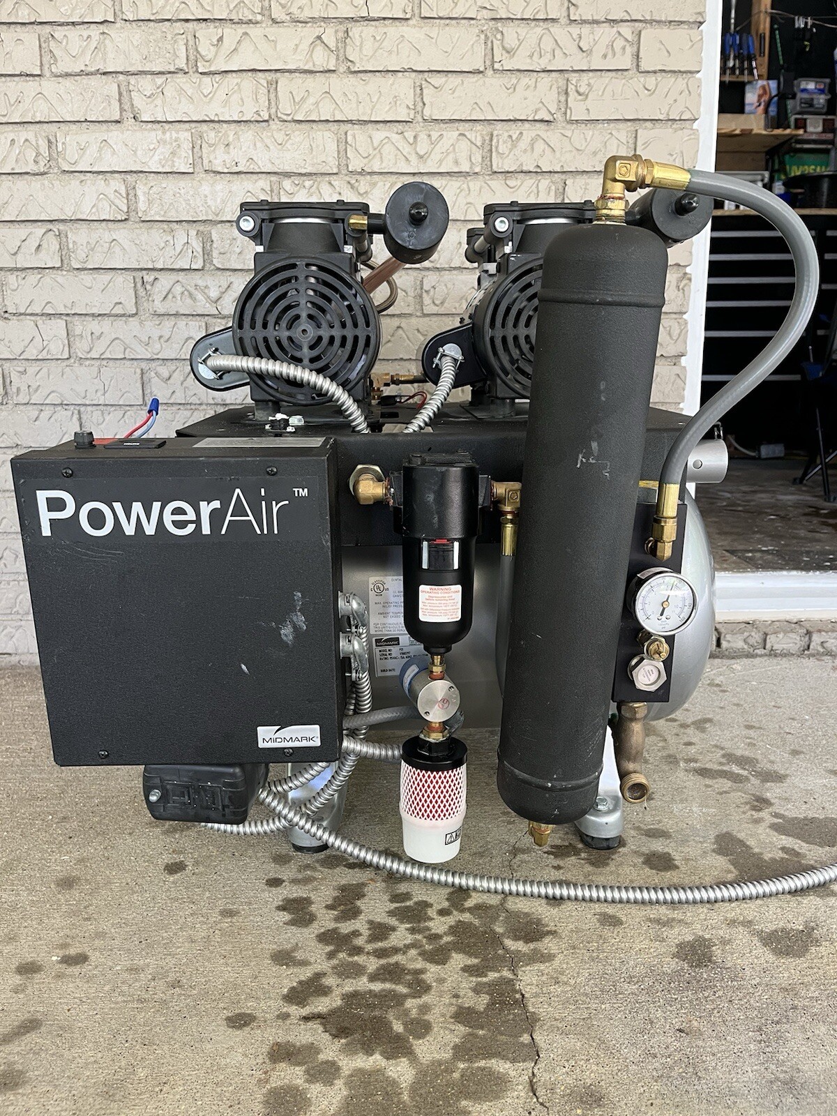 Dental Dentistry Midmark Oil Less Air Compressor P21